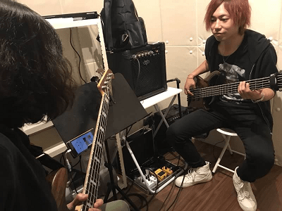 エレキベースレッスン